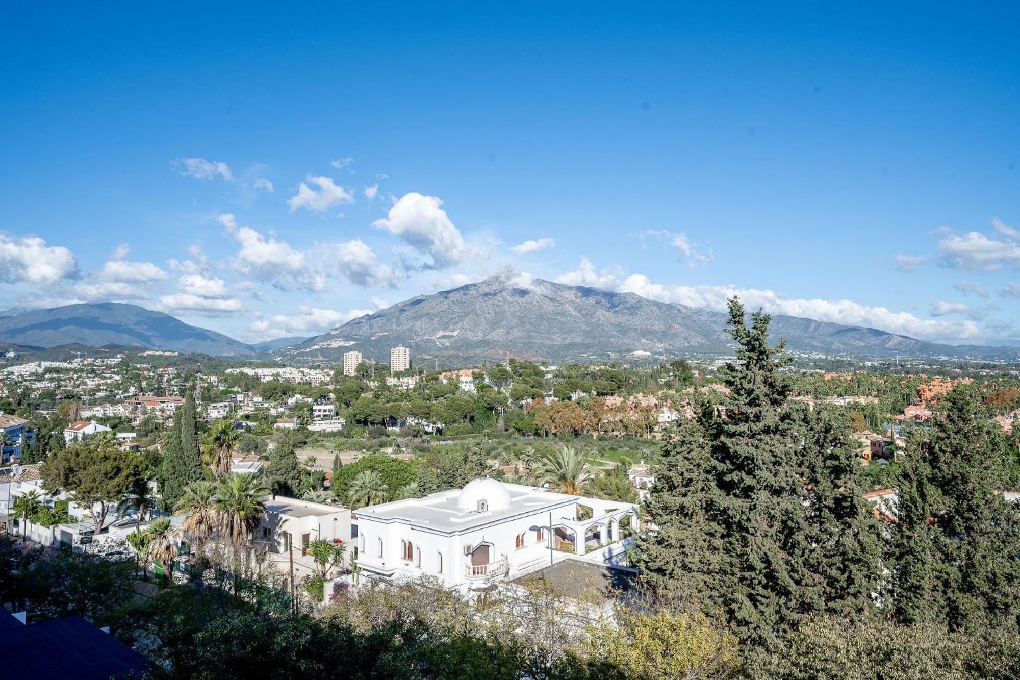 Apartment Casa Casano - Takvaning Med Marbellas Baesta Vy *